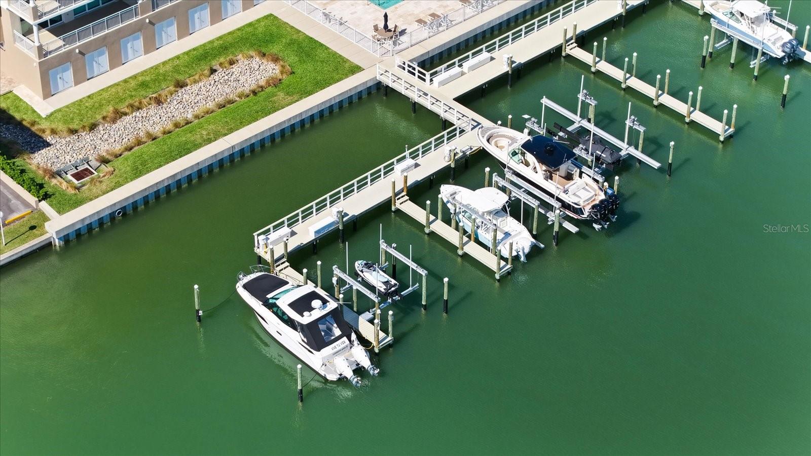 Image 58 of 59 For 125 Island Way 602