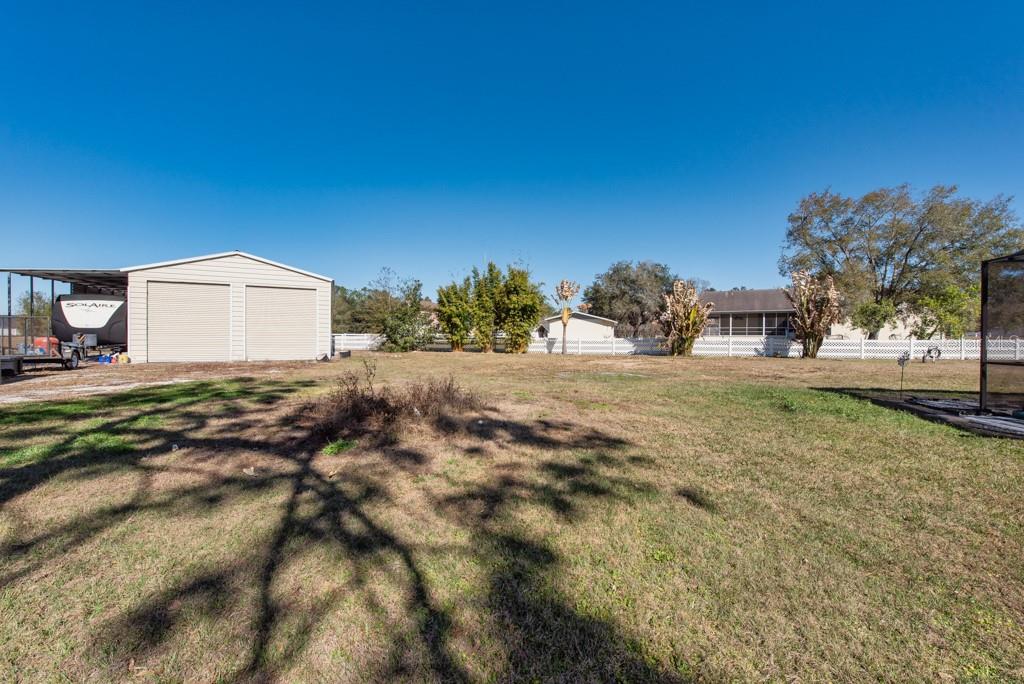 Listing photo id 26 for 4110 Meadow Run Lane