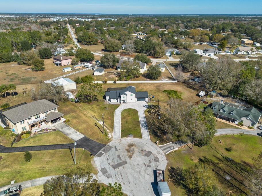 Listing photo id 37 for 4110 Meadow Run Lane