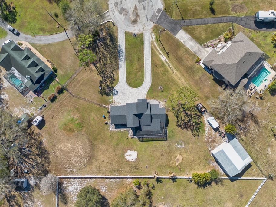 Listing photo id 41 for 4110 Meadow Run Lane