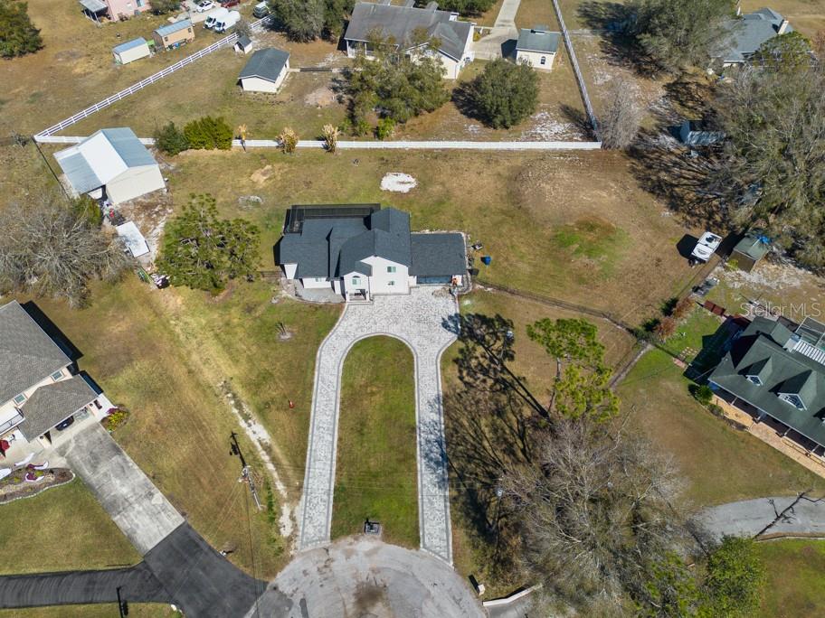 Listing photo id 42 for 4110 Meadow Run Lane