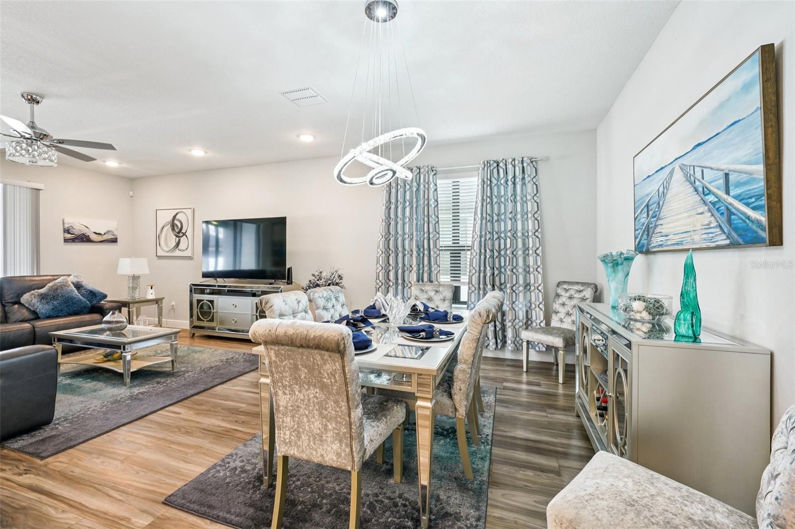 Image 15 of 77 For 12627 Vander Way