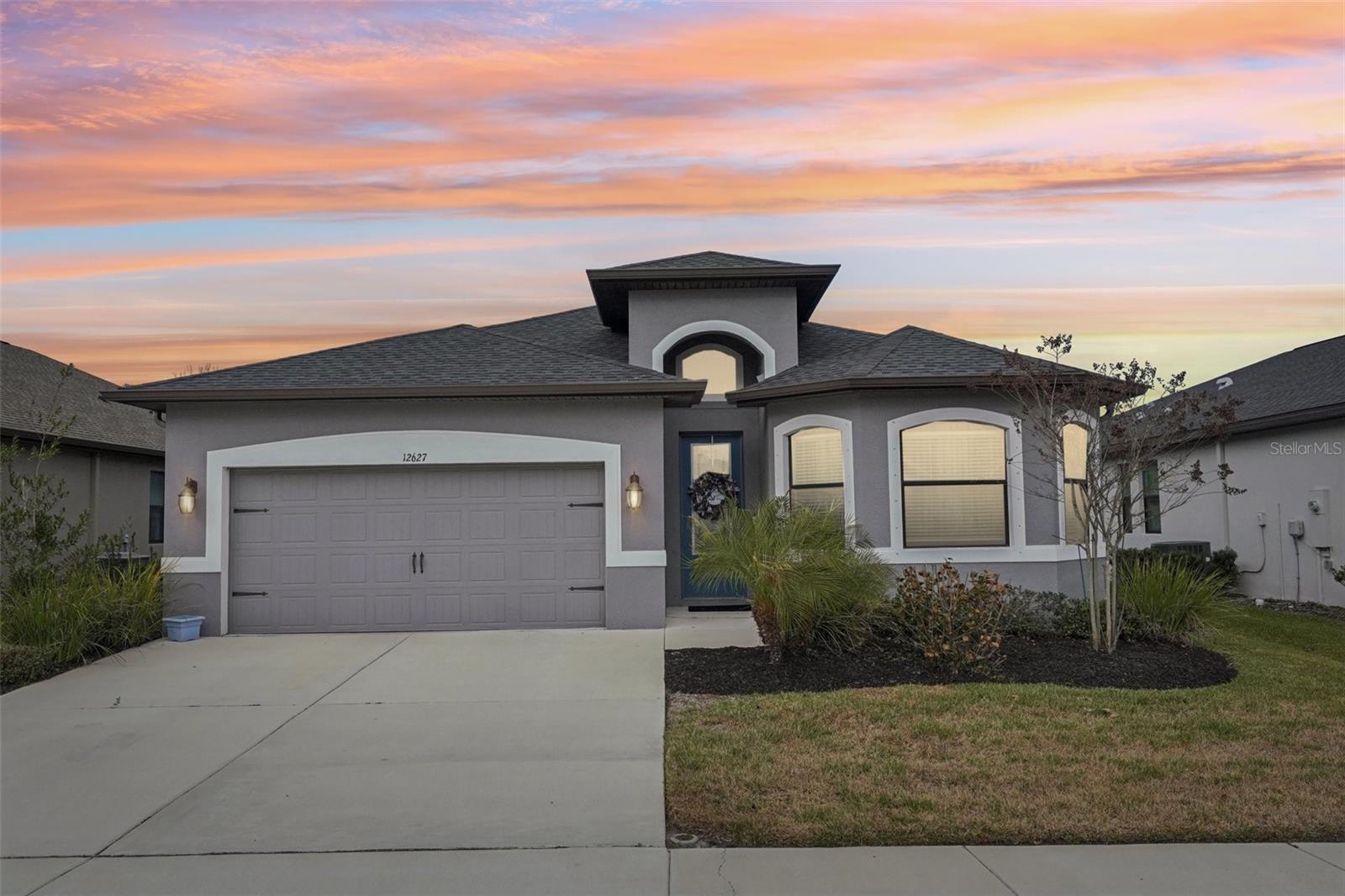 Image 3 of 77 For 12627 Vander Way