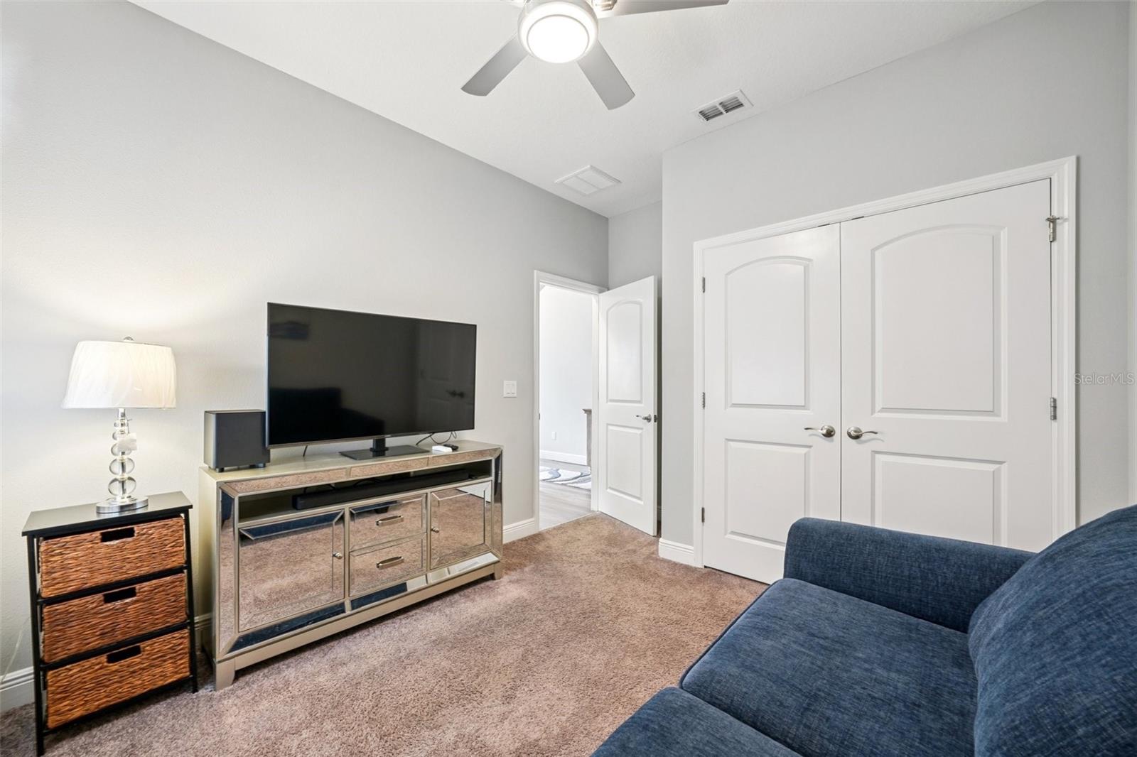 Image 35 of 77 For 12627 Vander Way