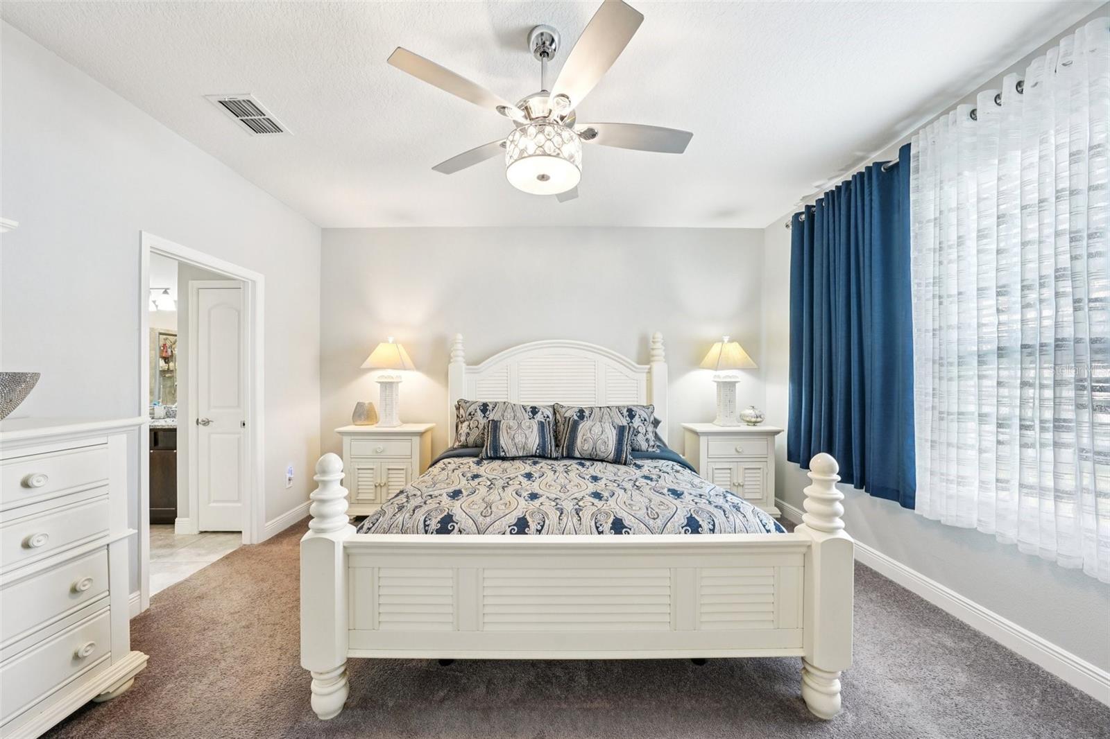 Image 43 of 77 For 12627 Vander Way