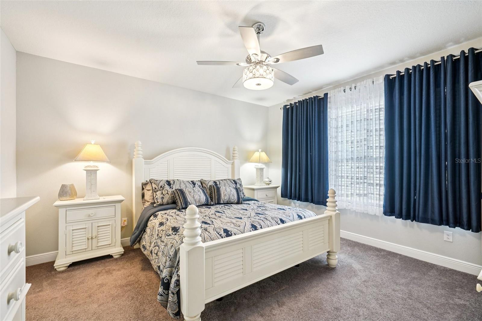 Image 44 of 77 For 12627 Vander Way