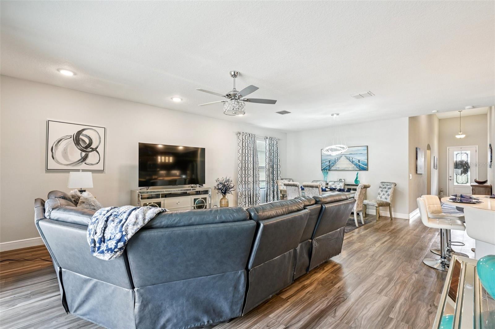 Image 9 of 77 For 12627 Vander Way