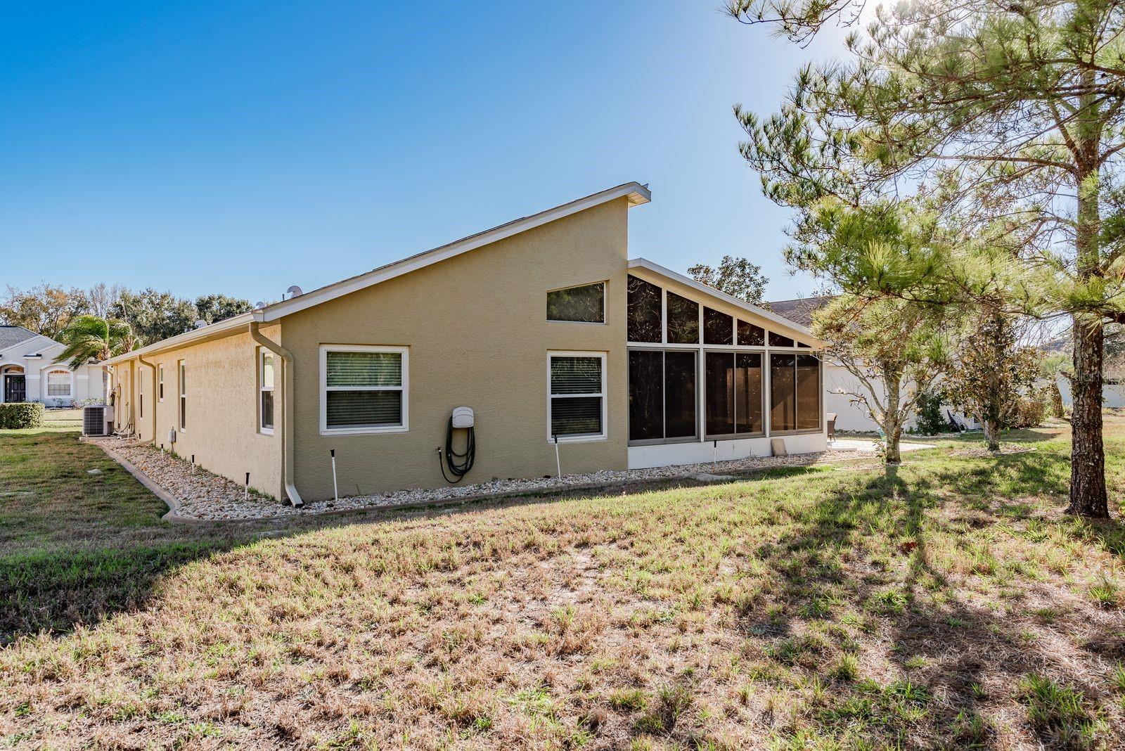 Image 32 of 49 For 11457 Mcleod Street