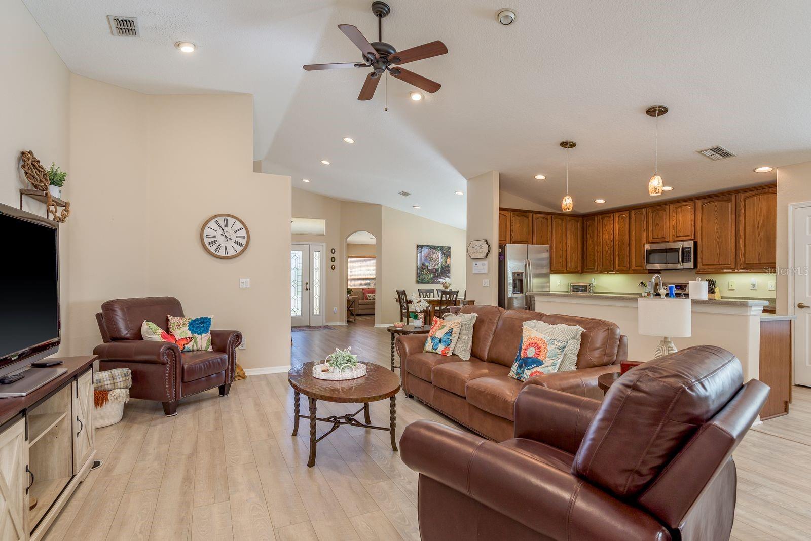 Image 7 of 49 For 11457 Mcleod Street