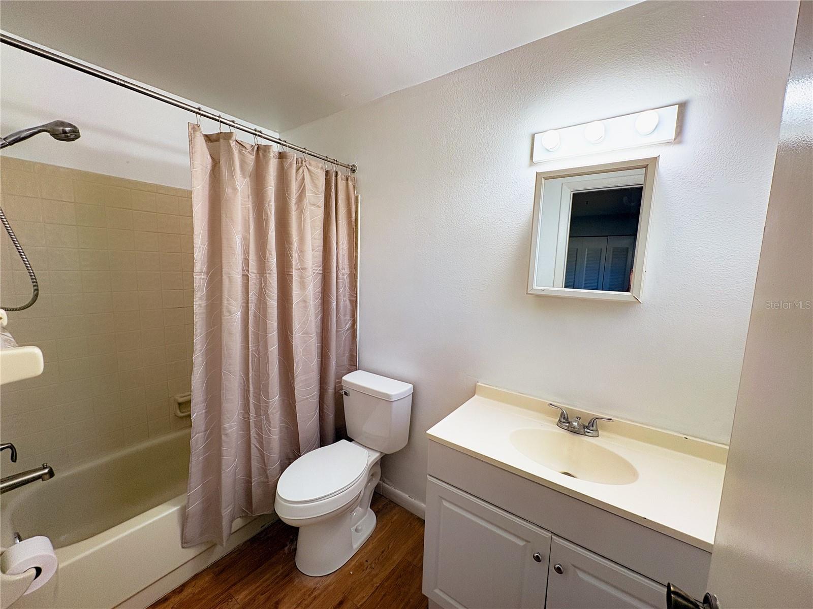 Image 23 of 34 For 11333 Walsingham Road