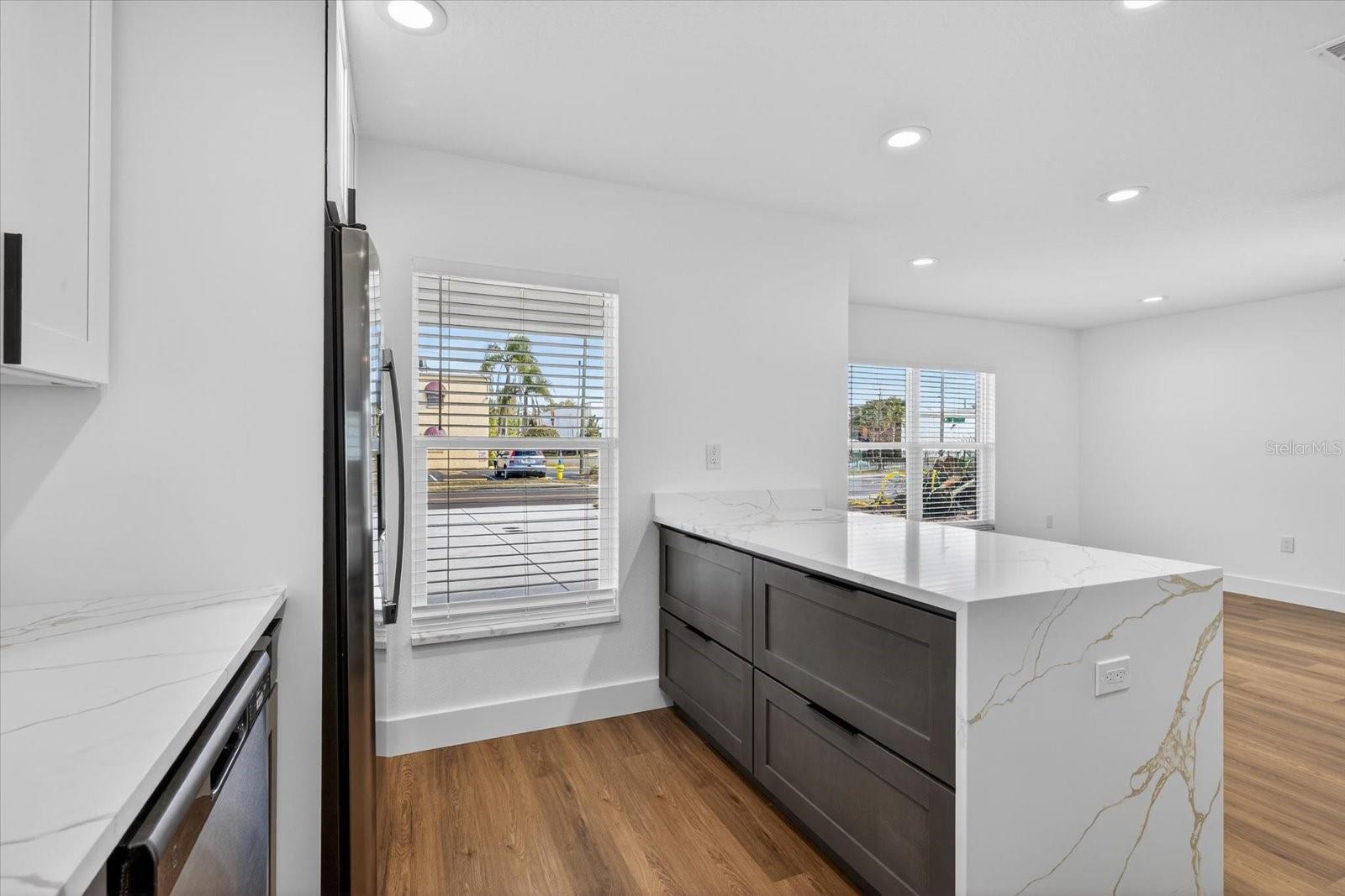 Image 13 of 30 For 5502 Habana Avenue