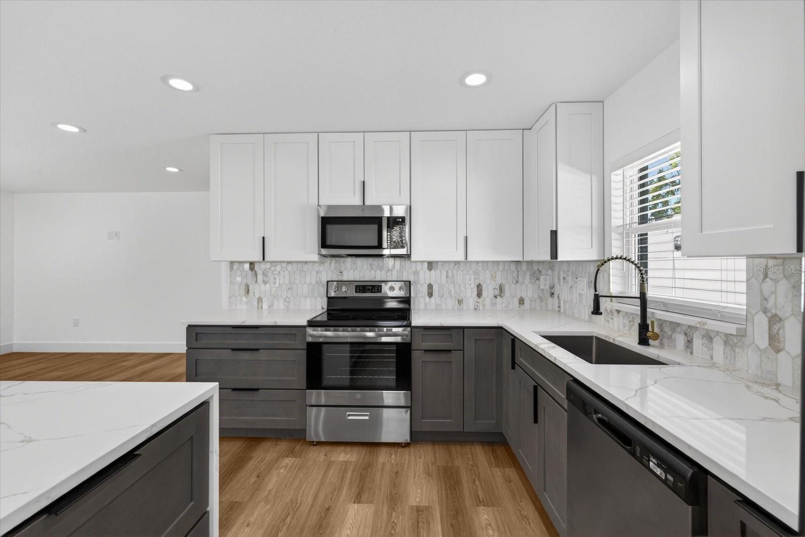 Image 15 of 30 For 5502 Habana Avenue