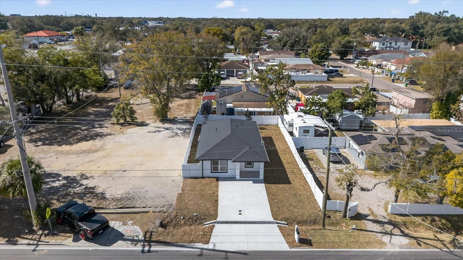 Image 28 of 30 For 5502 Habana Avenue