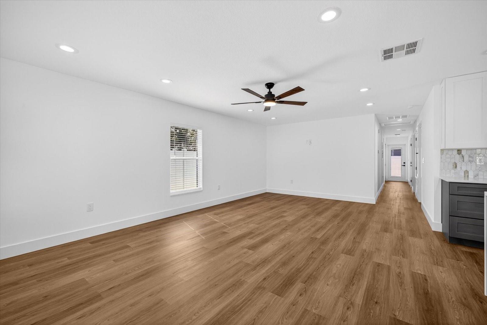 Image 6 of 30 For 5502 Habana Avenue