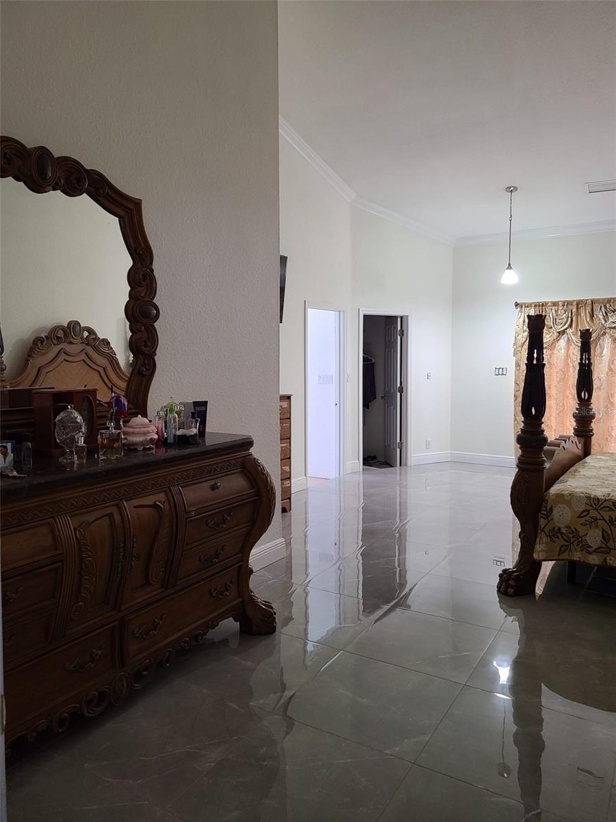 Image 19 of 22 For 5602 Charles Drive