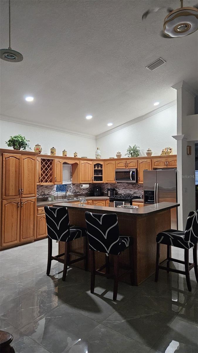 Image 7 of 22 For 5602 Charles Drive