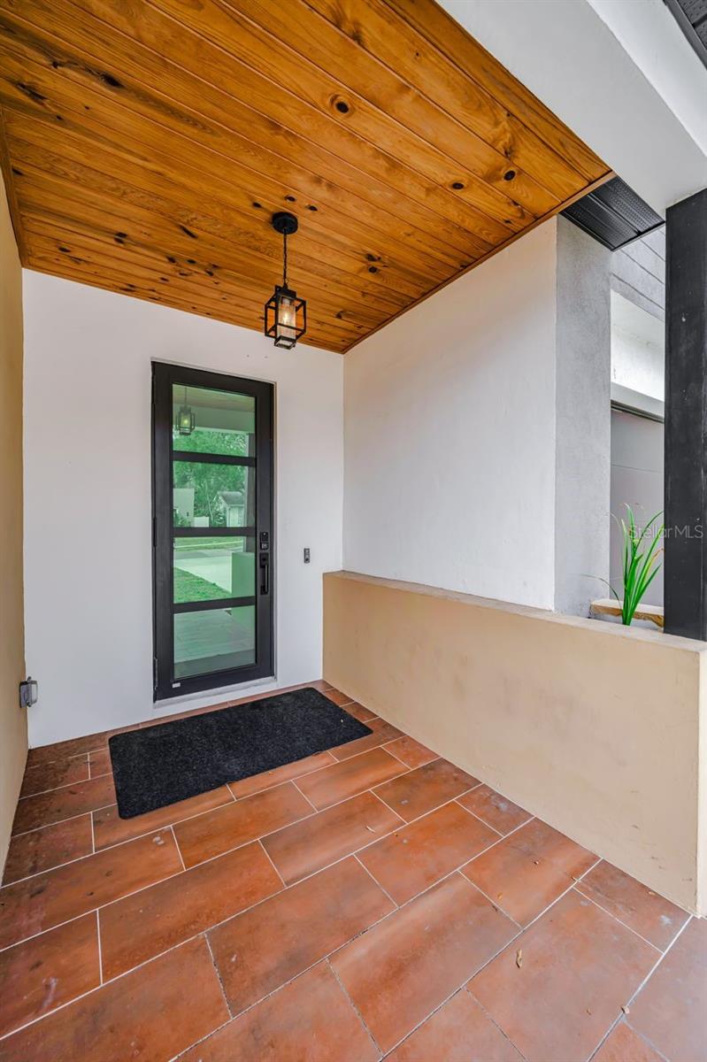 Image 11 of 50 For 1590 Washington Avenue