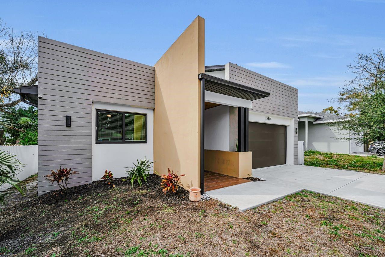 Image 6 of 50 For 1590 Washington Avenue