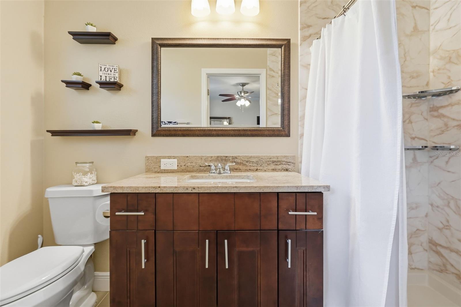 Image 21 of 39 For 7806 Albany Avenue