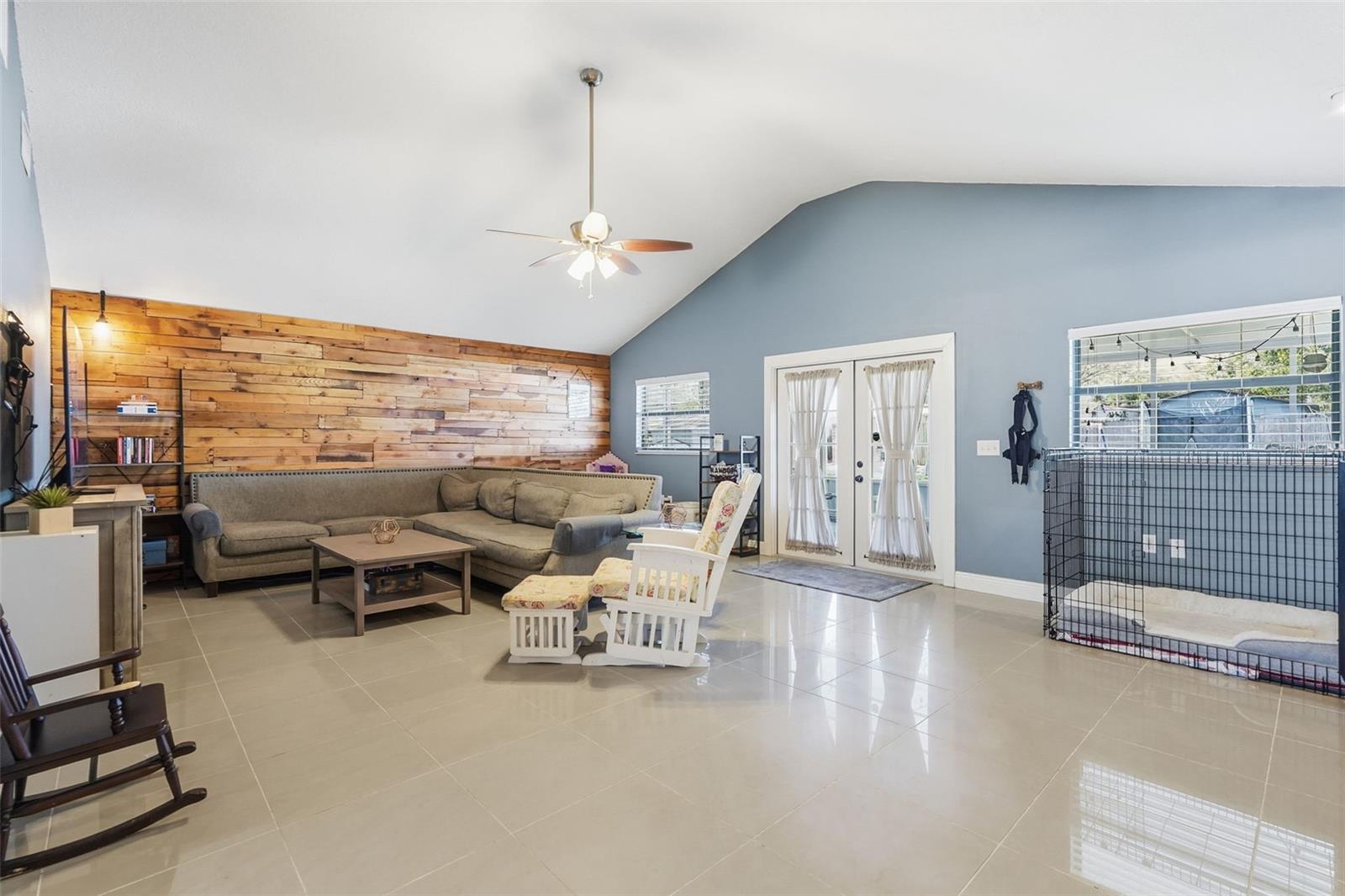 Image 28 of 39 For 7806 Albany Avenue