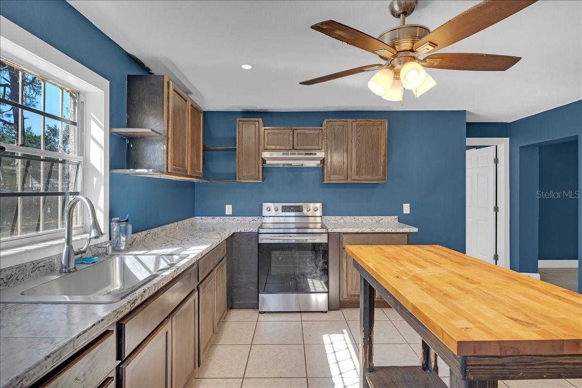 Image 8 of 24 For 205 2nd Avenue Se