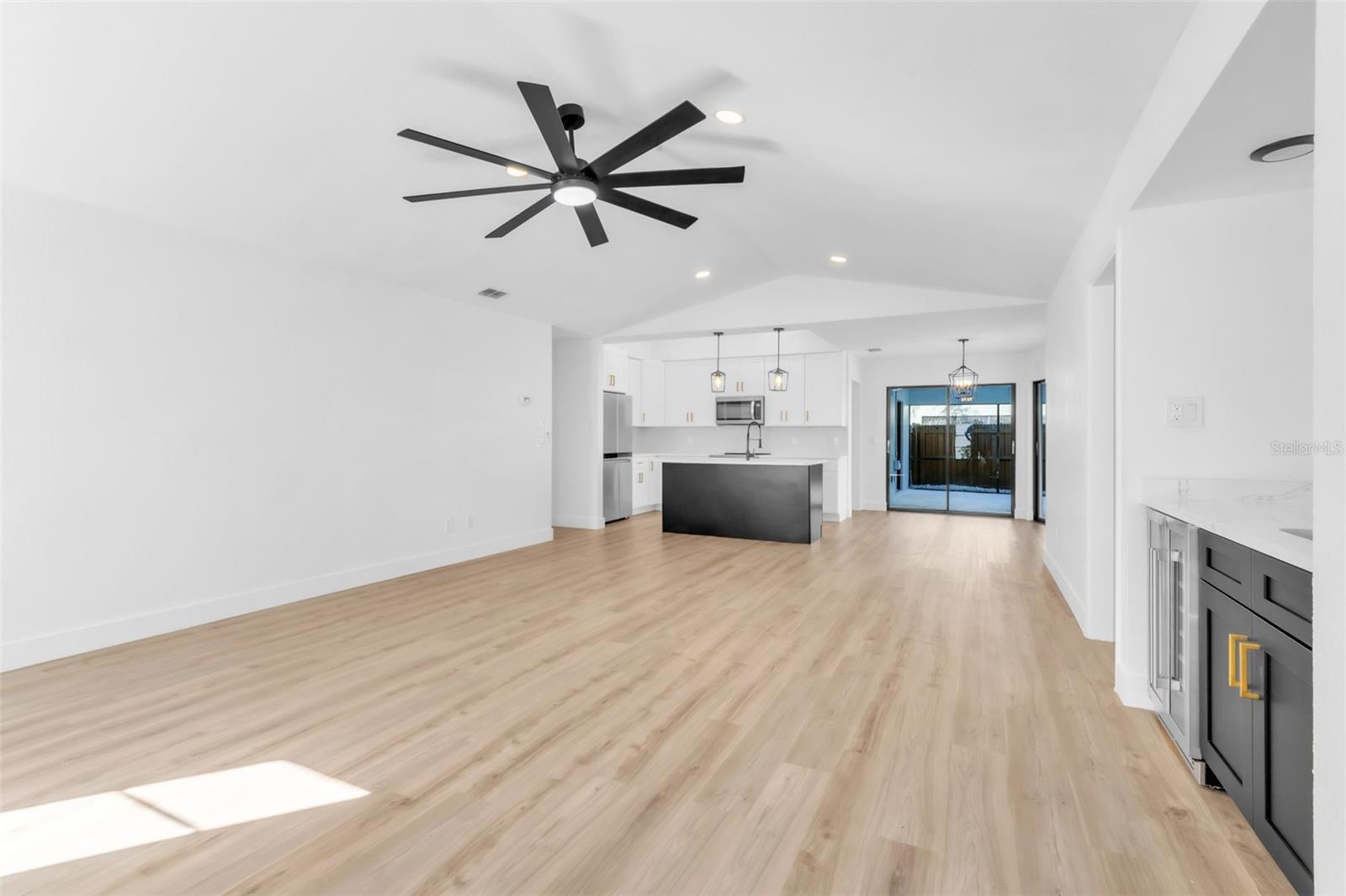 Image 13 of 40 For 1110 Woodcrest Avenue