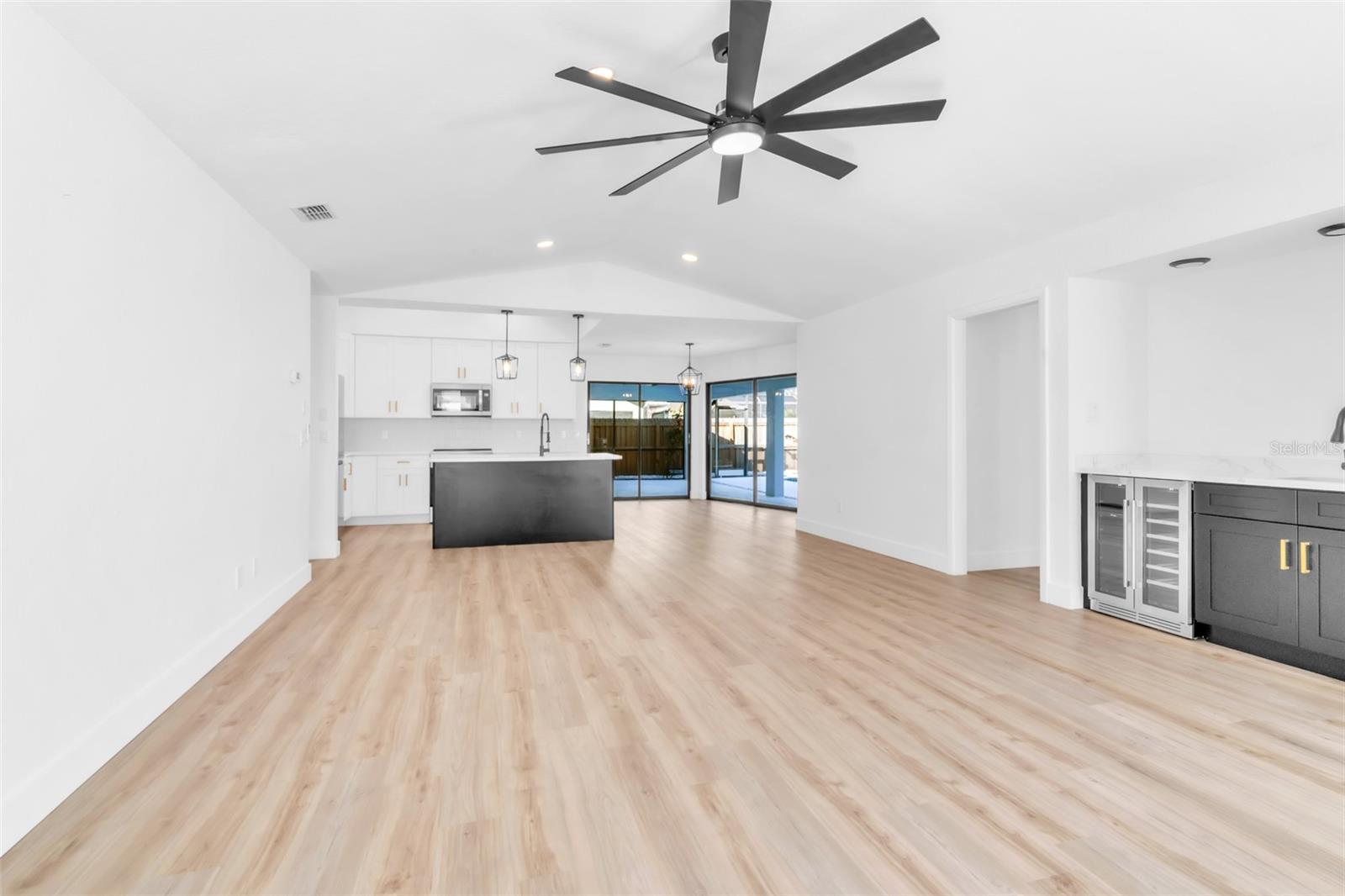 Image 14 of 40 For 1110 Woodcrest Avenue