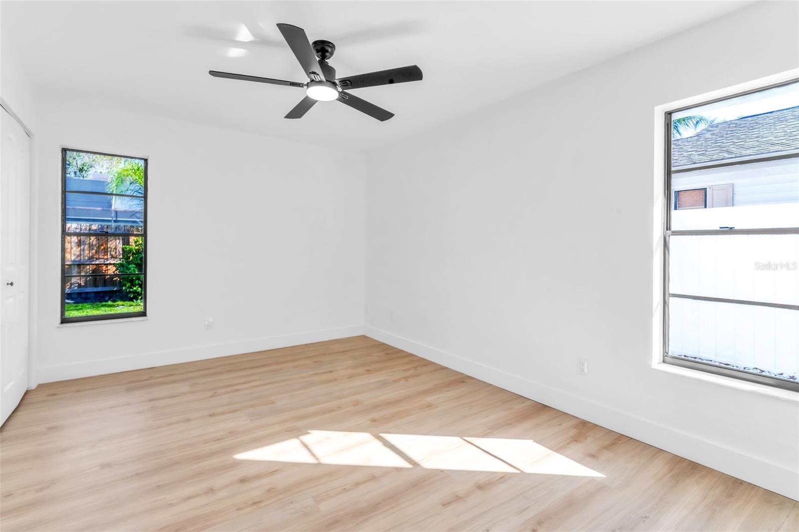 Image 20 of 40 For 1110 Woodcrest Avenue