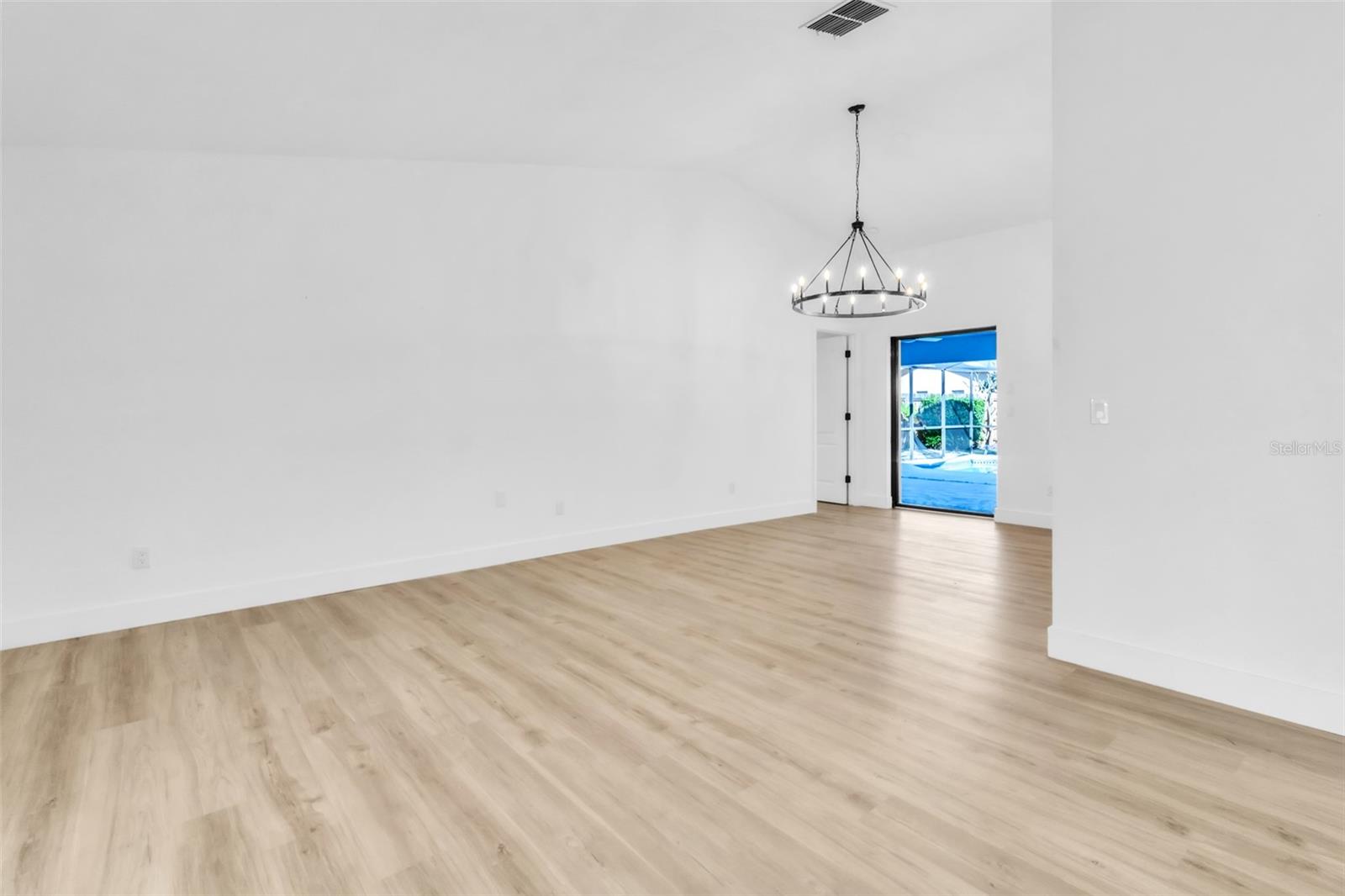 Image 29 of 40 For 1110 Woodcrest Avenue