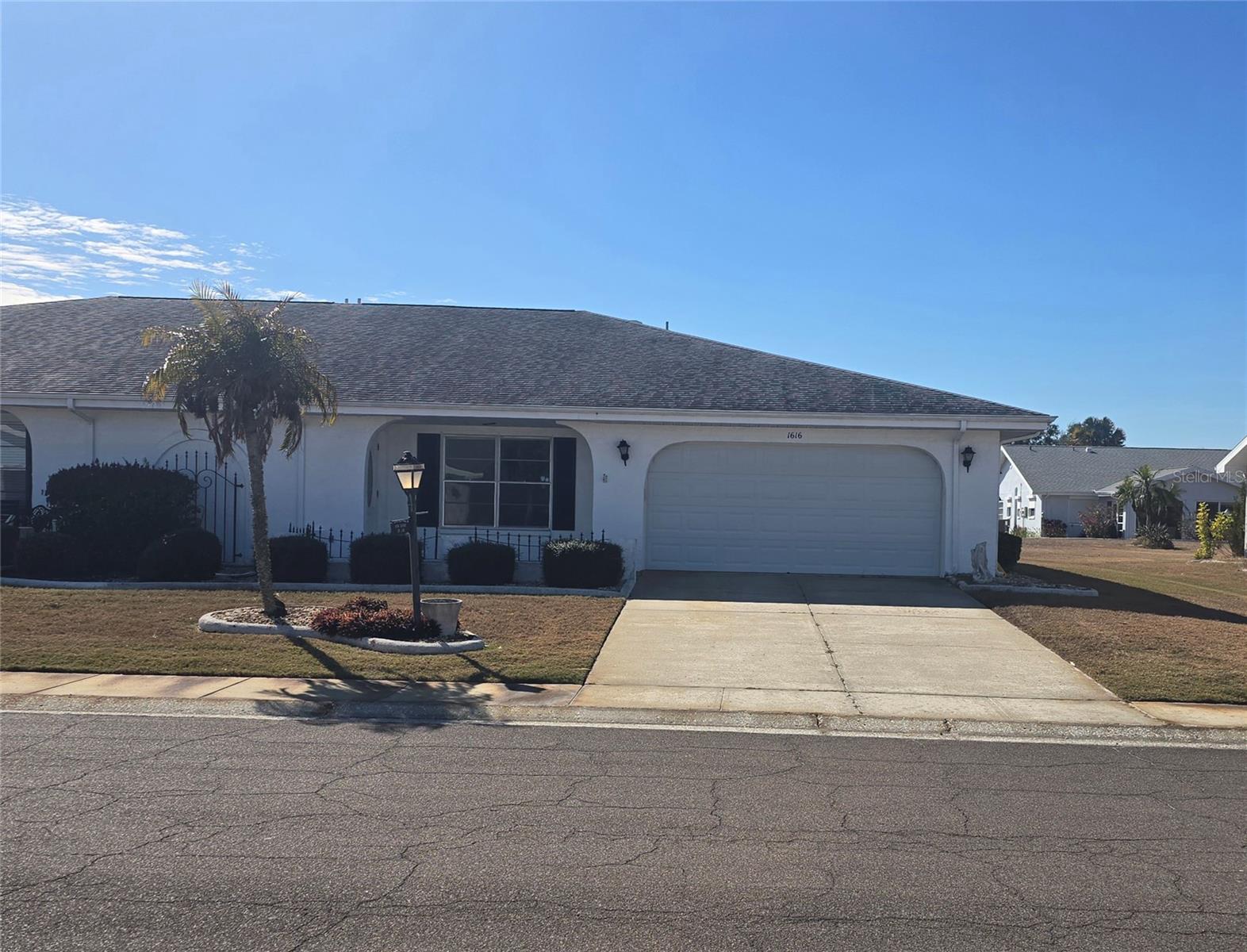 Listing Details for 1616 Bentwood Drive, SUN CITY CENTER, FL 33573