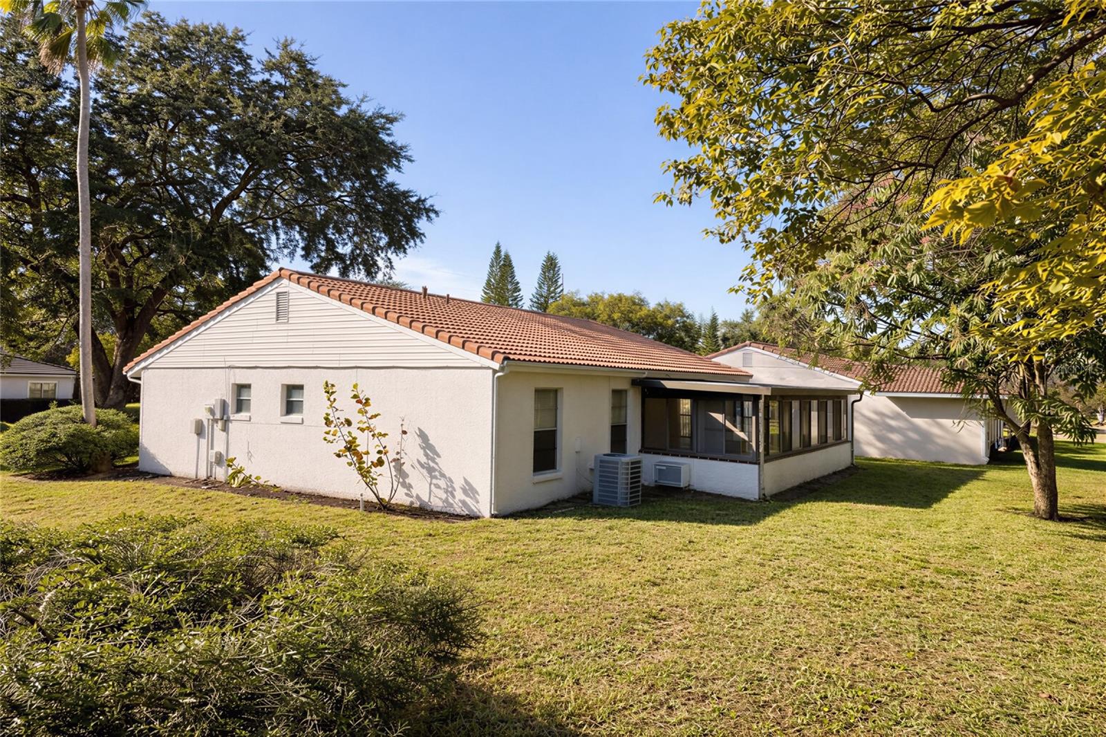 Image 4 of 16 For 10849 Wheaton Court