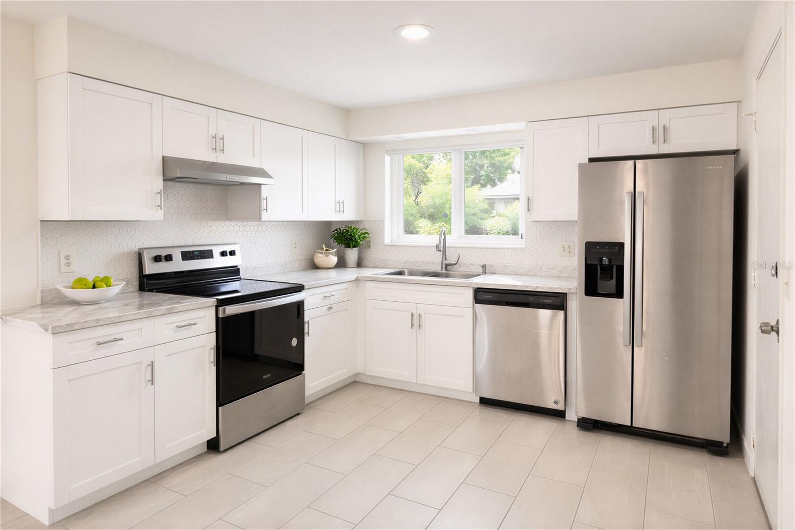 Image 6 of 16 For 10849 Wheaton Court