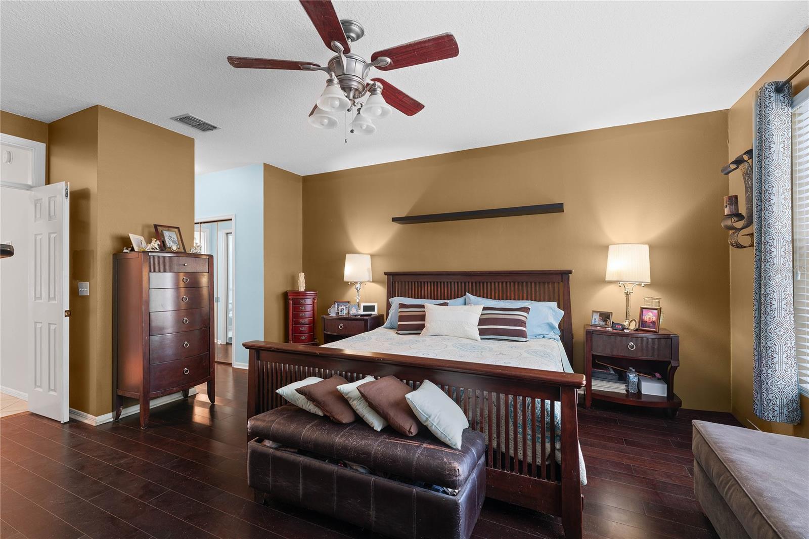 Image 25 of 50 For 2804 Countryside Boulevard 3