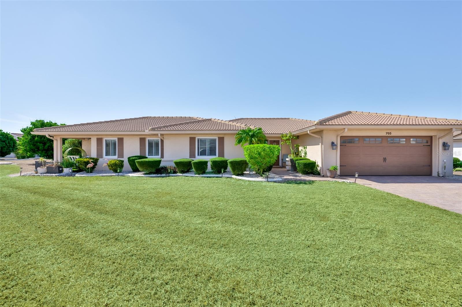 Image 8 of 59 For 705 Baltusrol Way