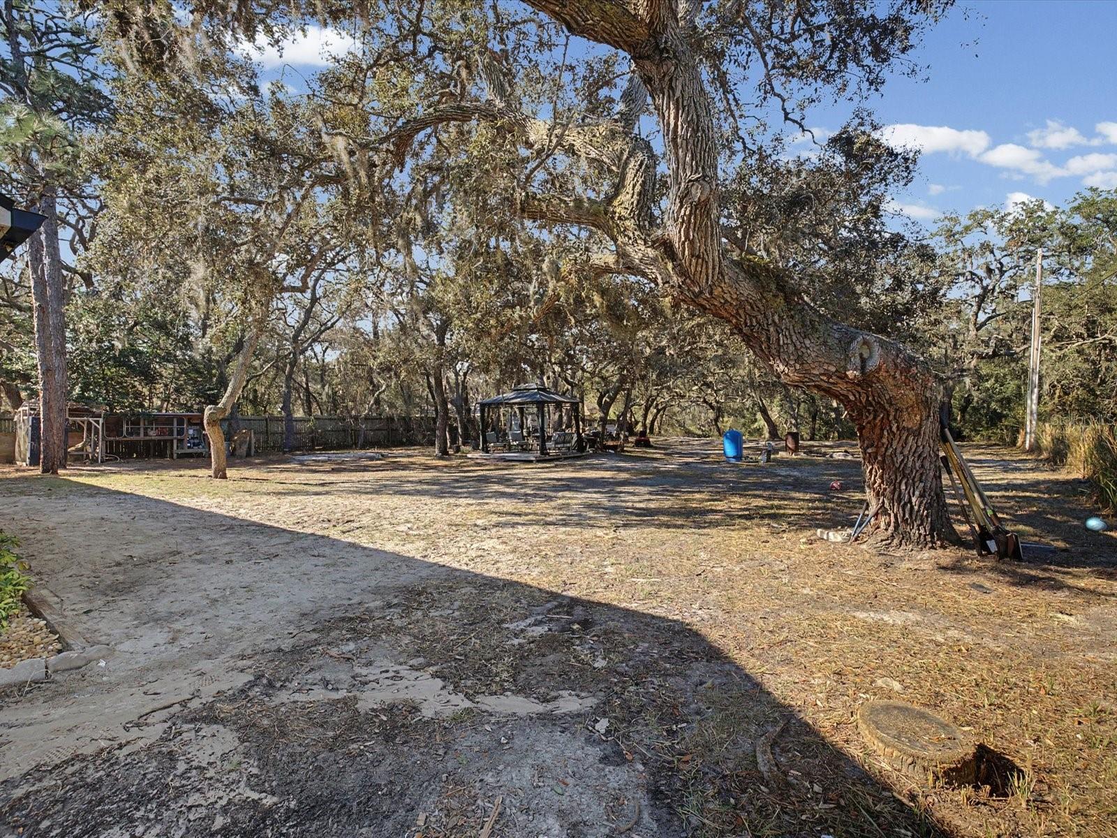 Image 33 of 42 For 18223 Ozark Drive