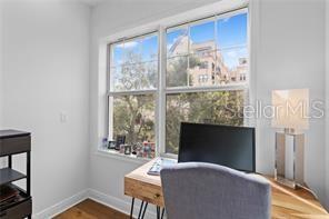 Image 30 of 48 For 145 4th Avenue N 401