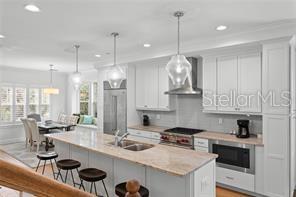 Image 7 of 48 For 145 4th Avenue N 401