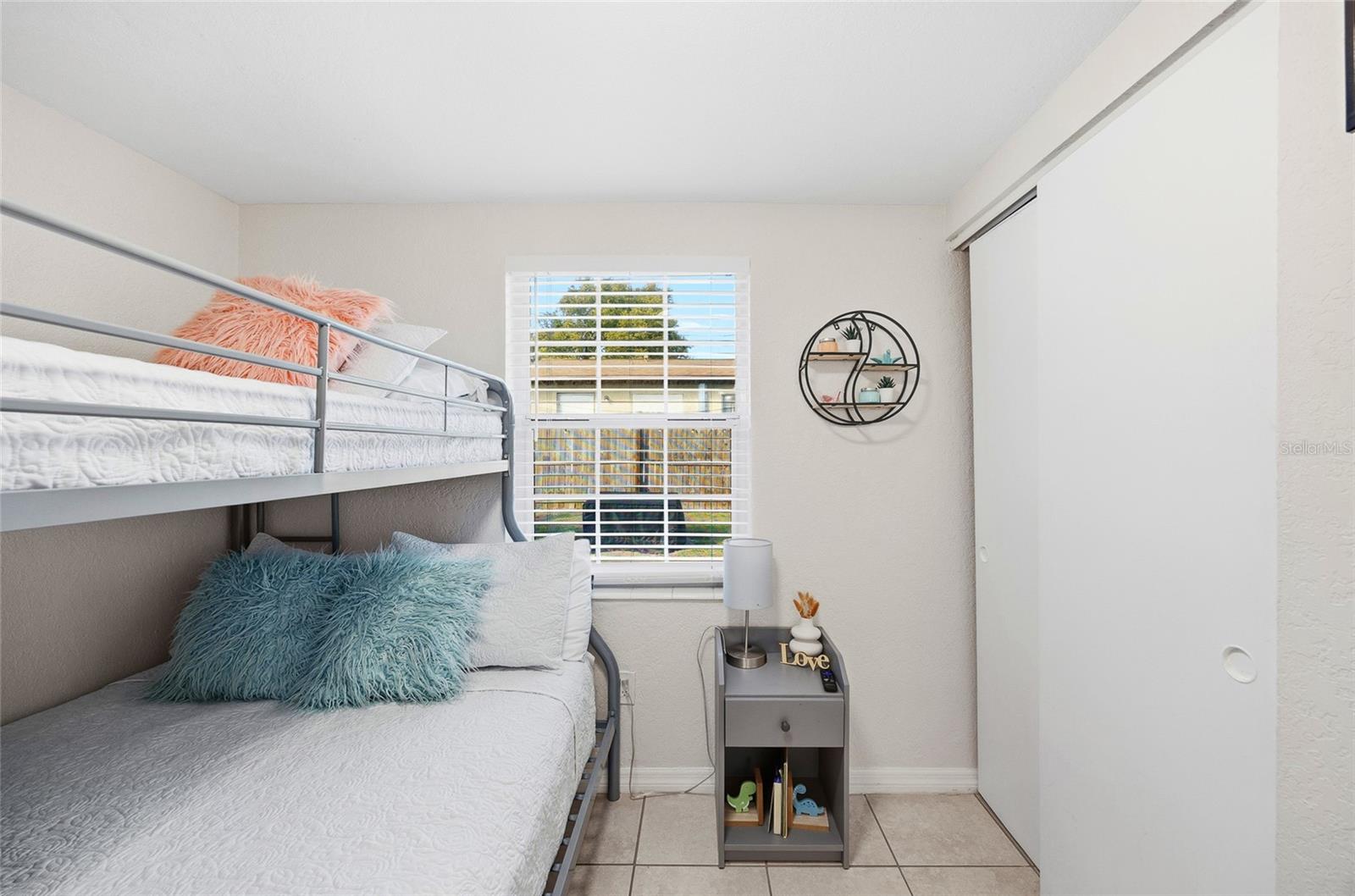 Image 11 of 27 For 10001 Annette Avenue