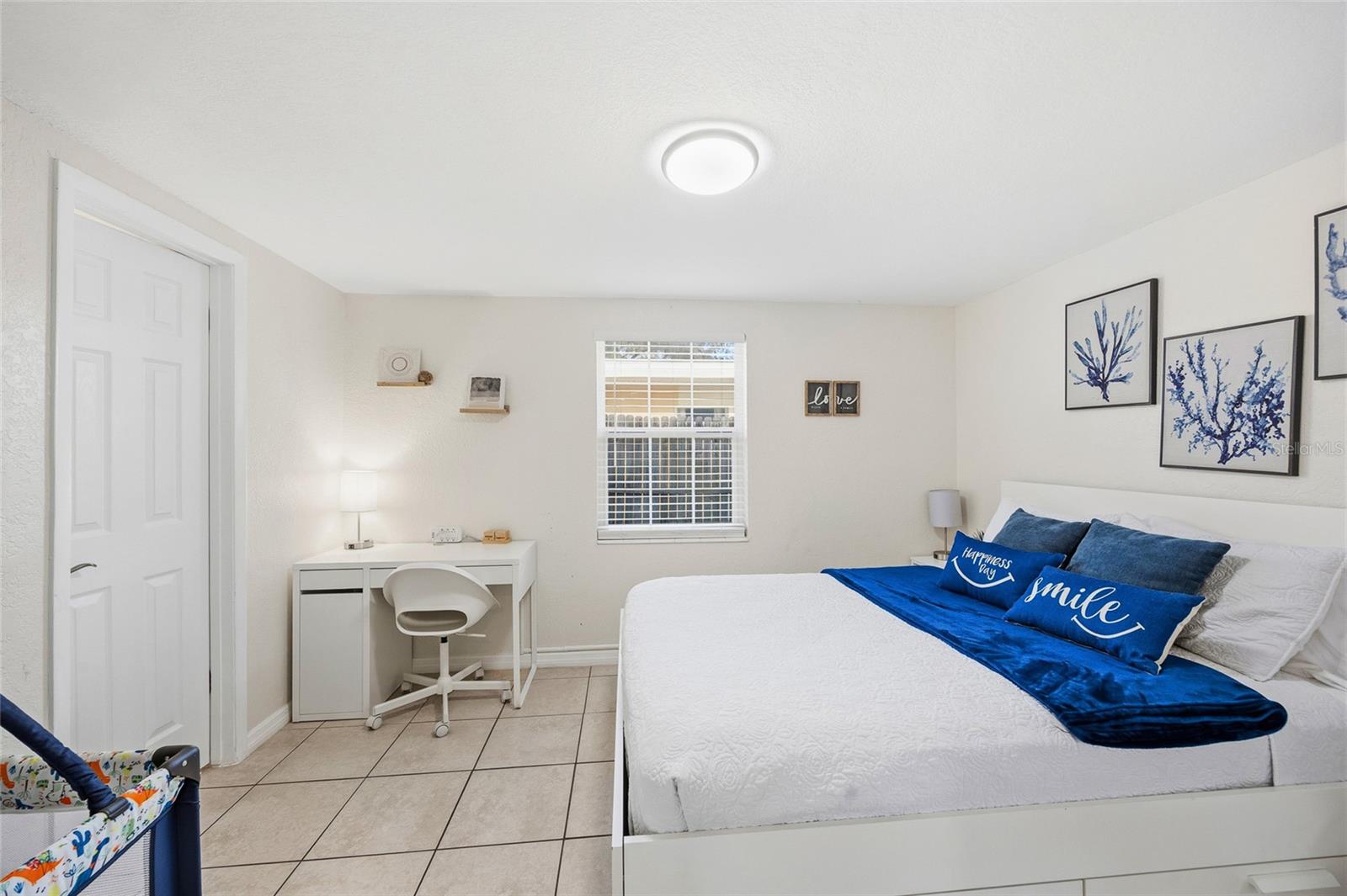 Image 14 of 27 For 10001 Annette Avenue