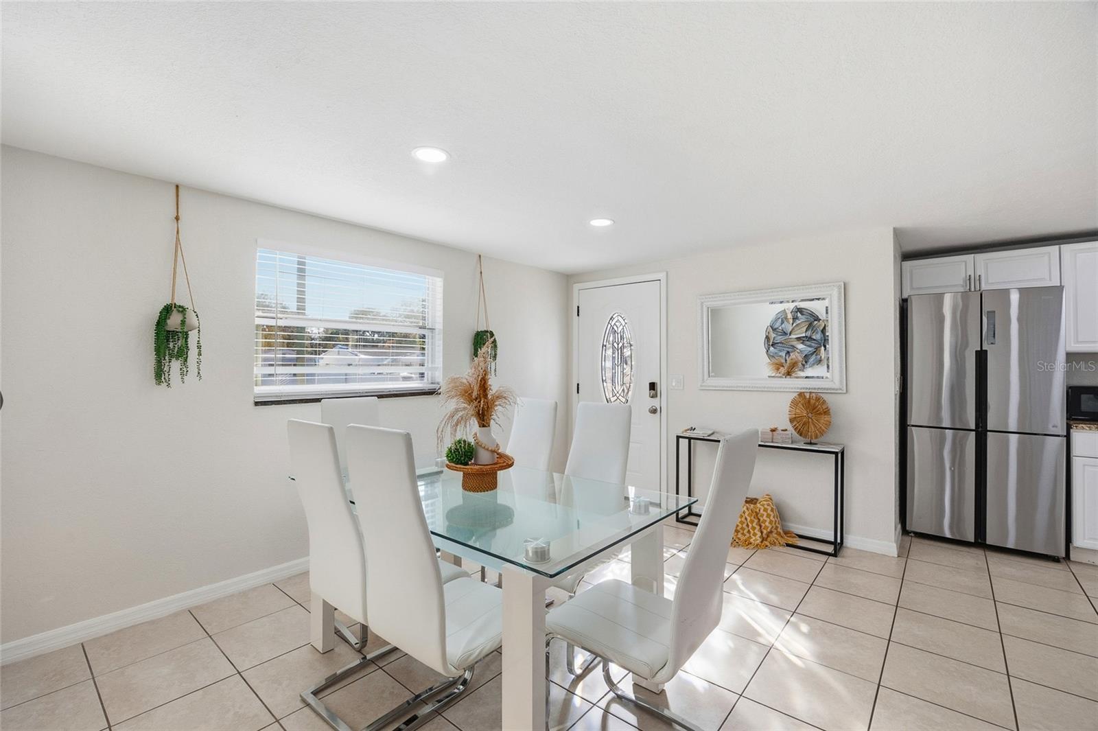 Image 9 of 27 For 10001 Annette Avenue