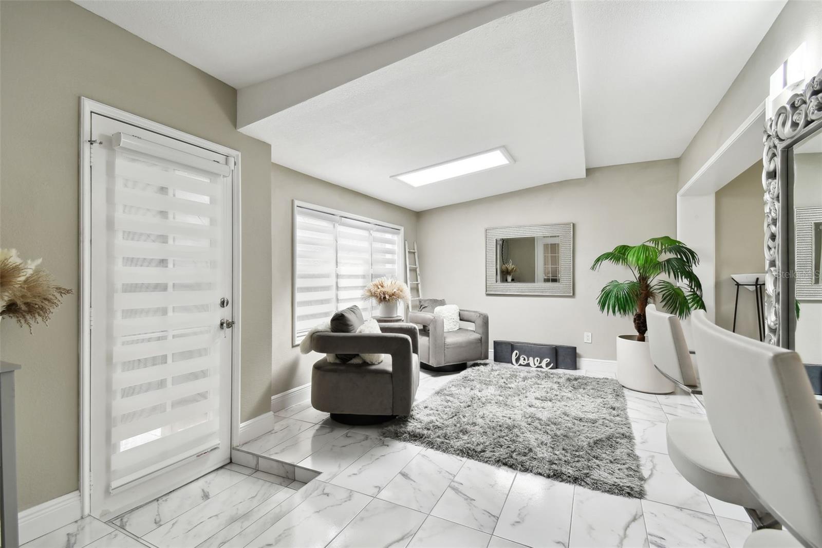 Image 18 of 48 For 14135 Cypress Circle