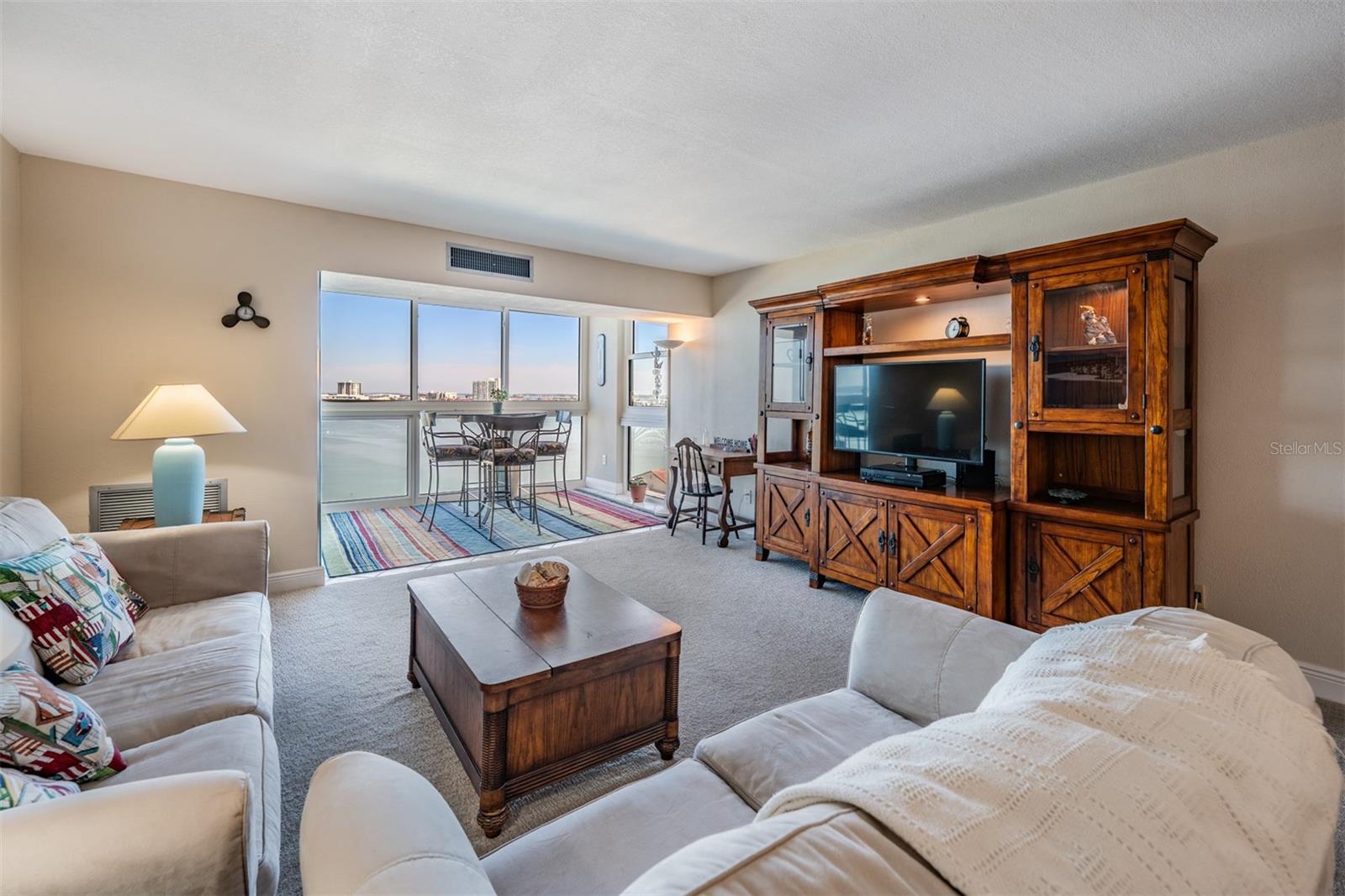 Image 17 of 53 For 855 Bayway Boulevard 903