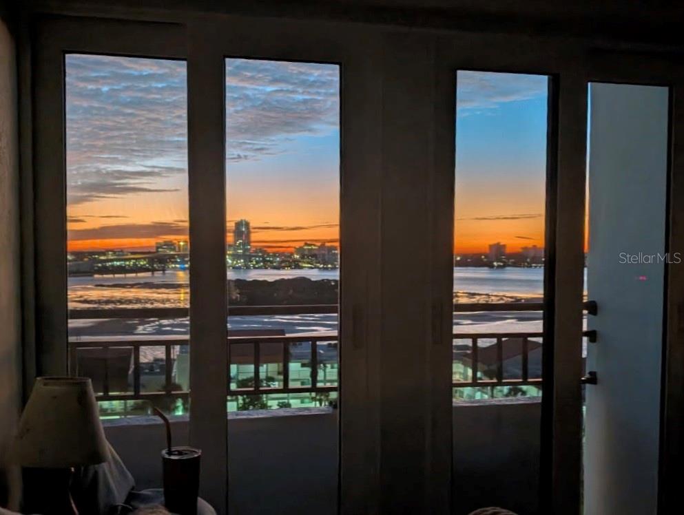 Image 22 of 53 For 855 Bayway Boulevard 903