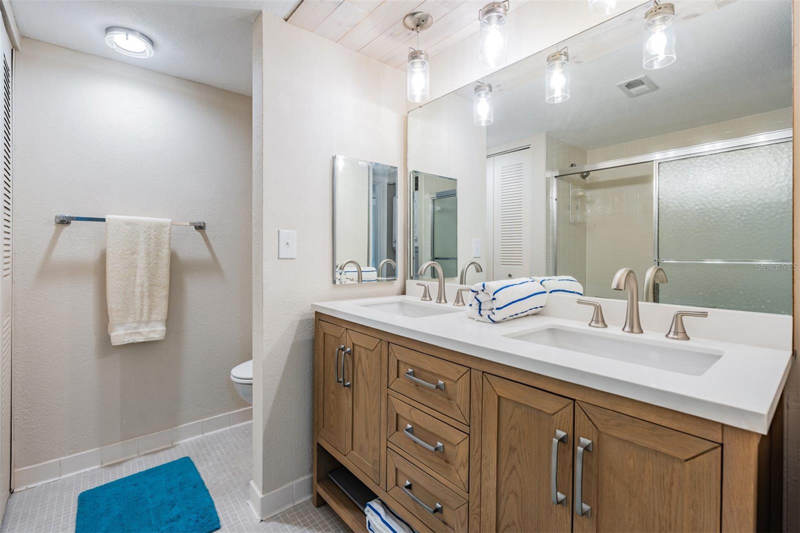 Image 31 of 53 For 855 Bayway Boulevard 903