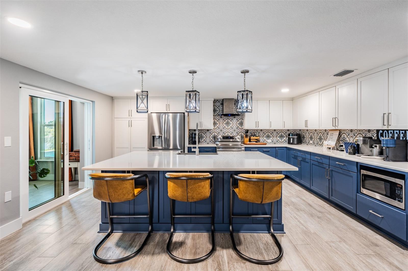 Listing photo id 24 for 5001 Marlin Drive