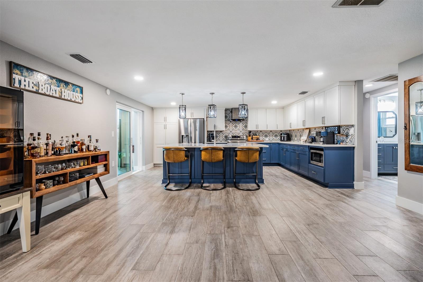 Listing photo id 26 for 5001 Marlin Drive