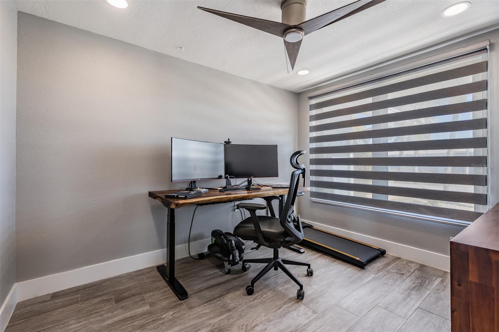 Listing photo id 39 for 5001 Marlin Drive