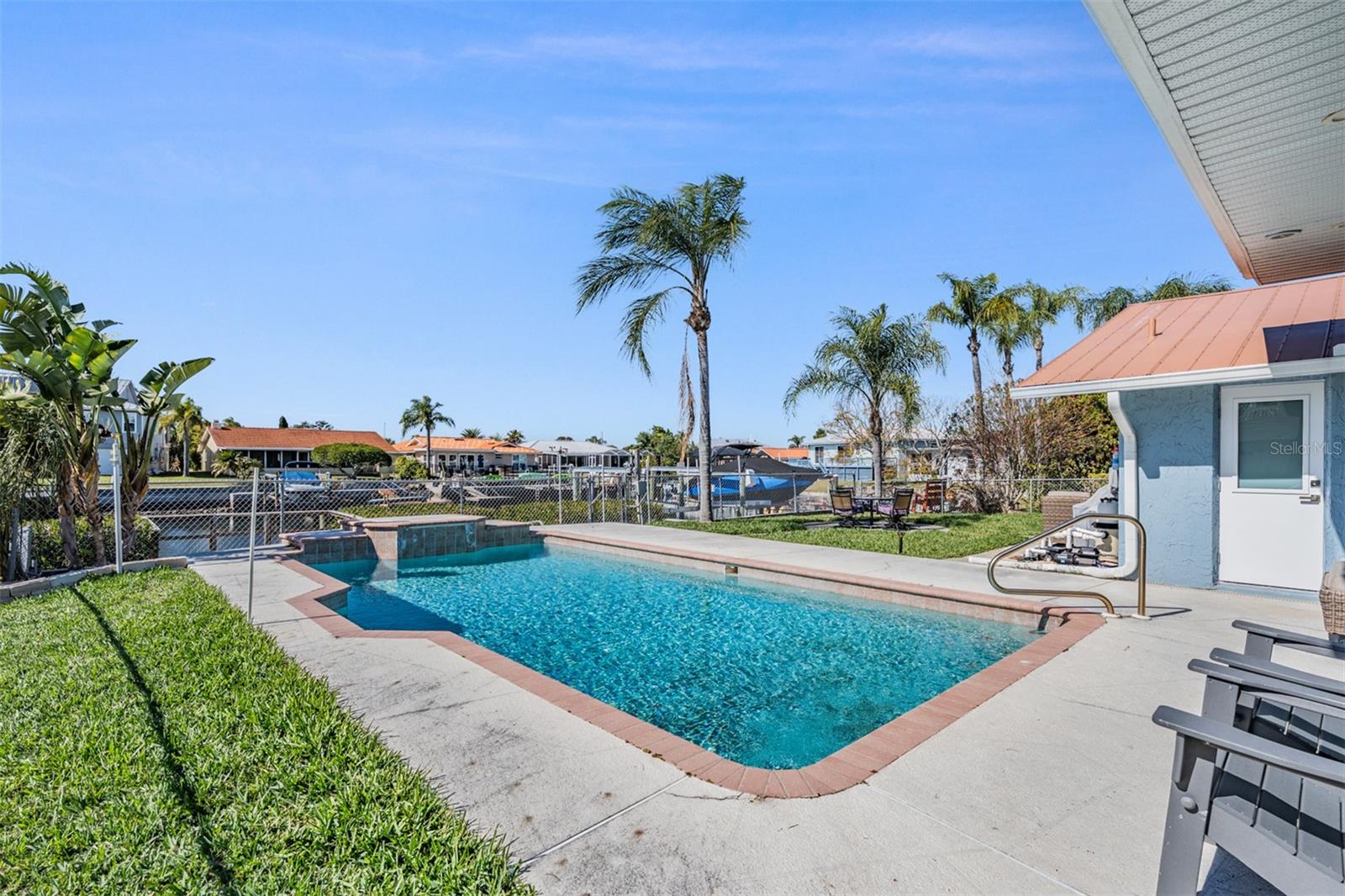 Listing photo id 40 for 5001 Marlin Drive