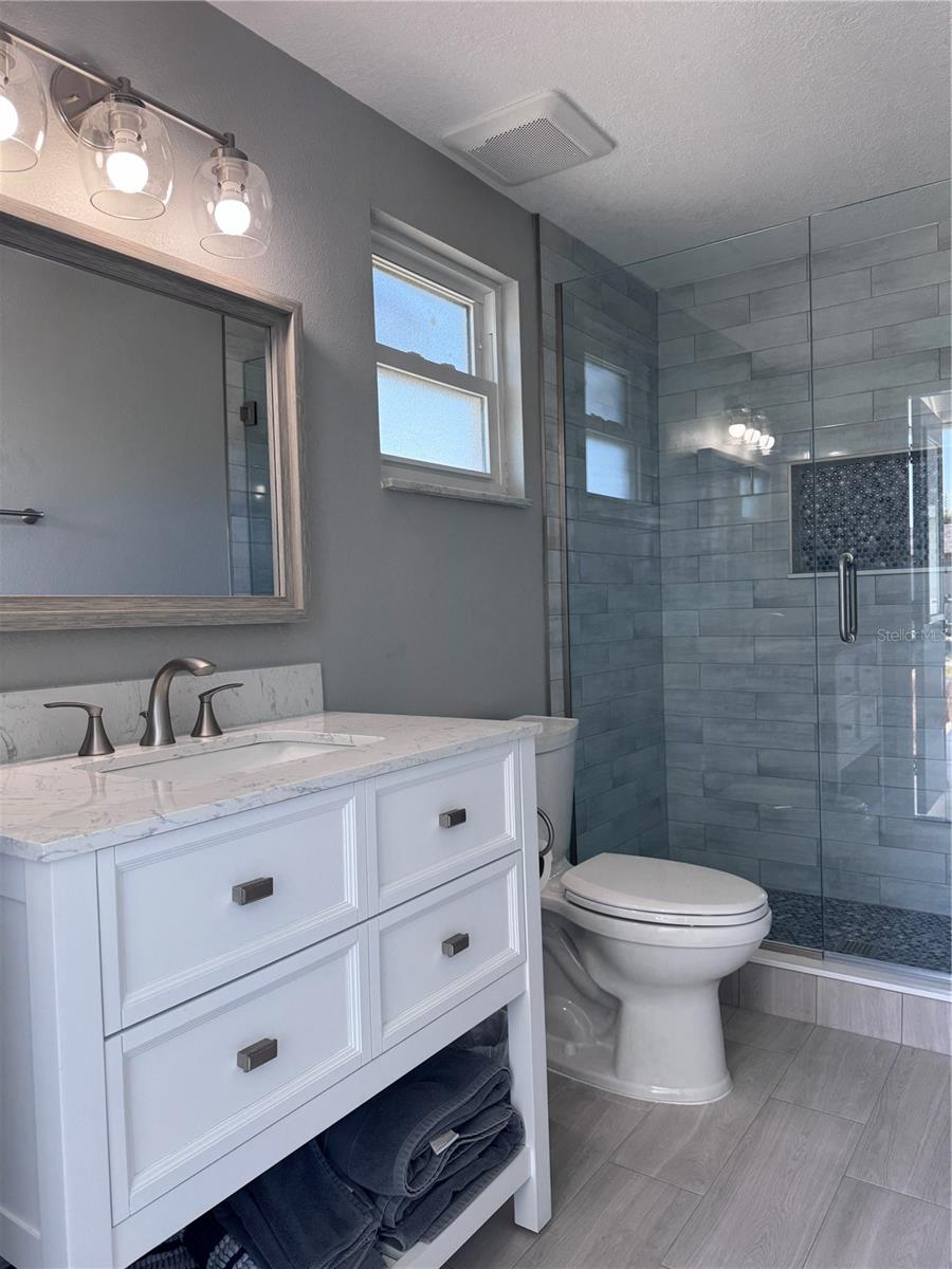 Listing photo id 41 for 5001 Marlin Drive