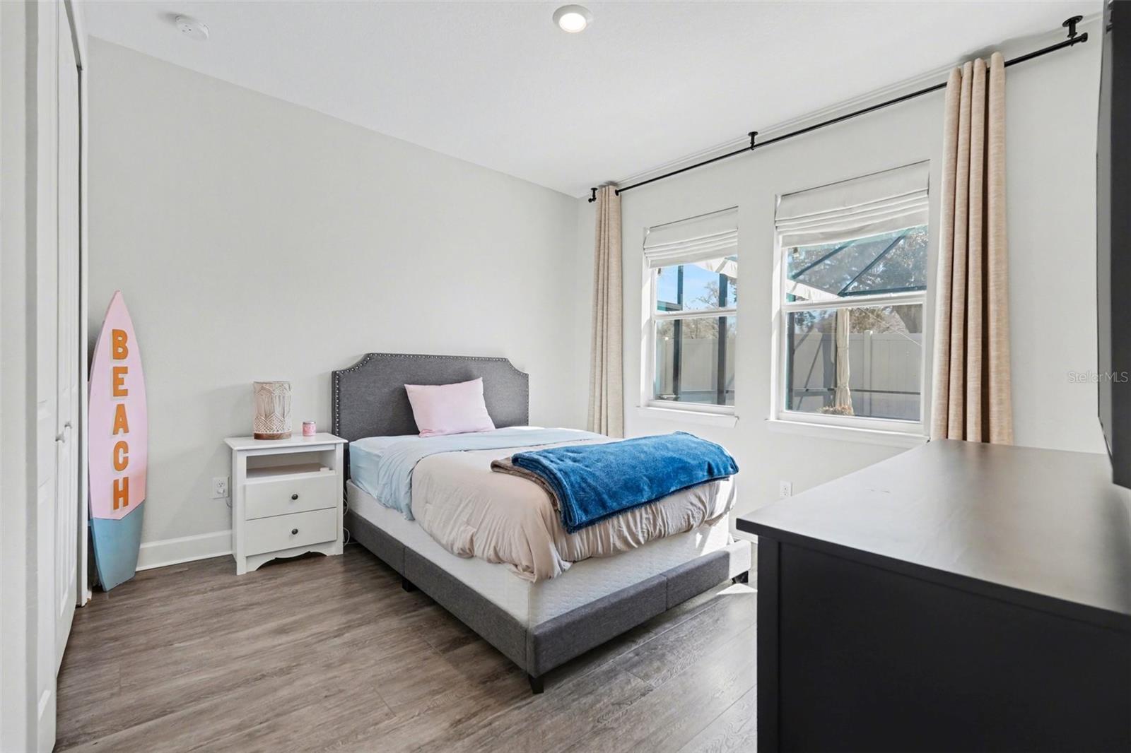 Image 19 of 28 For 30008 Vienna Woods Lane